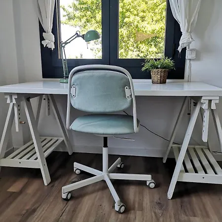 Con Gran Jardín En * Osséja