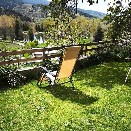 Con Gran Jardin En * Osséja